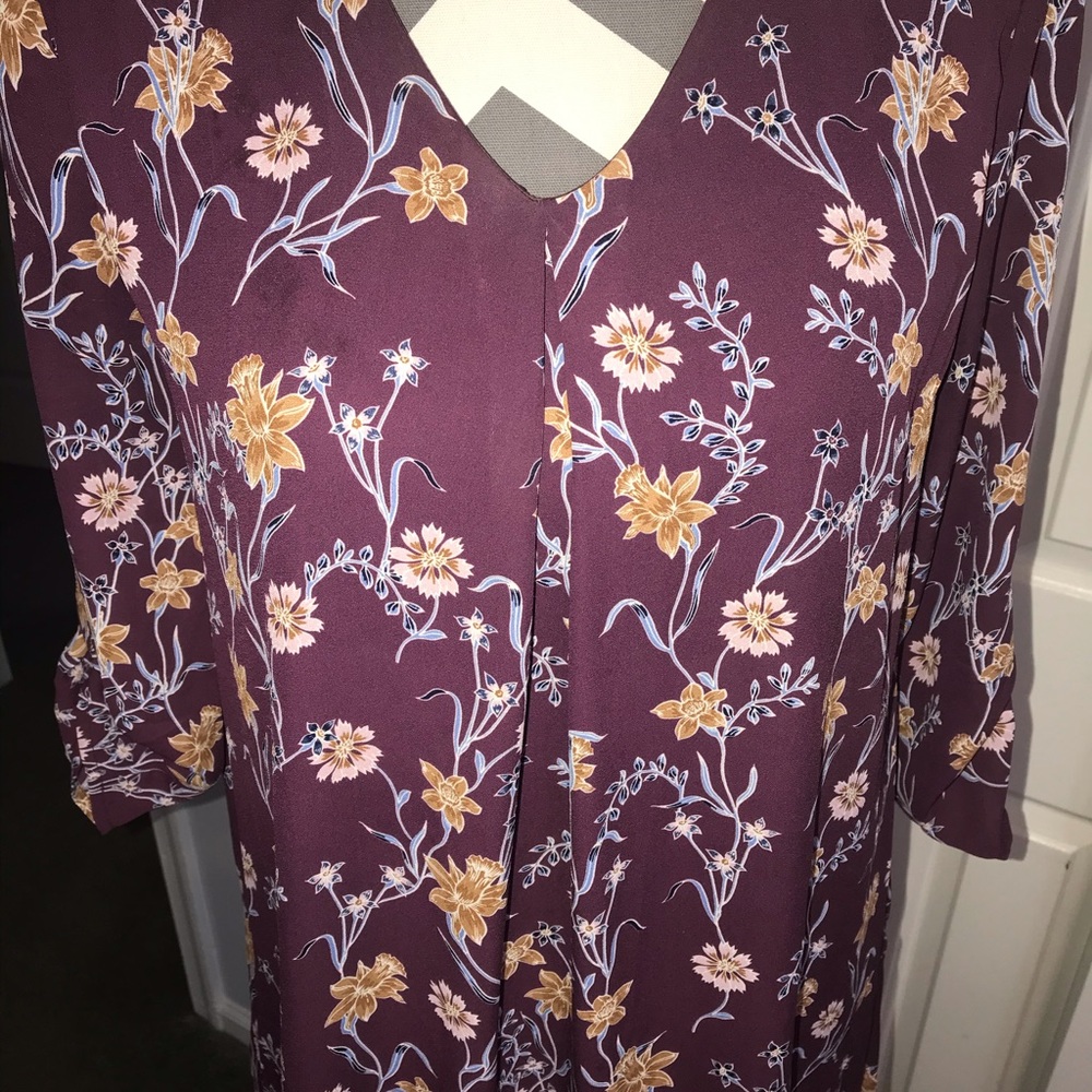 Dress - Picture 3 of 6